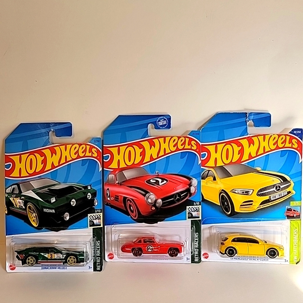 Hot wheels (3 pcs)